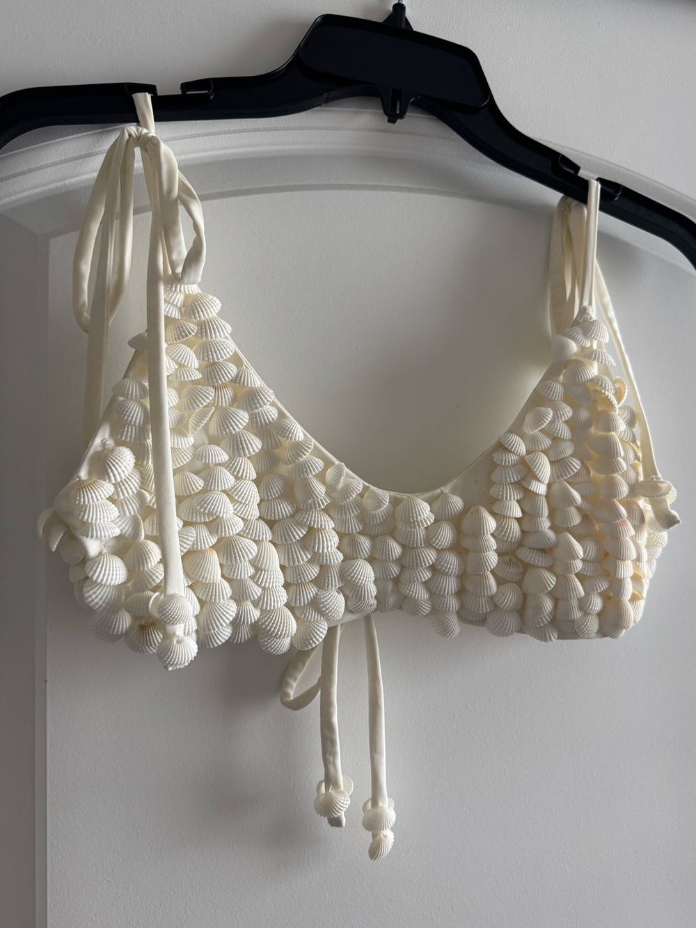 Show Me Your MuMu Seychelles Top with Real Seashells - Picture 3 of 9